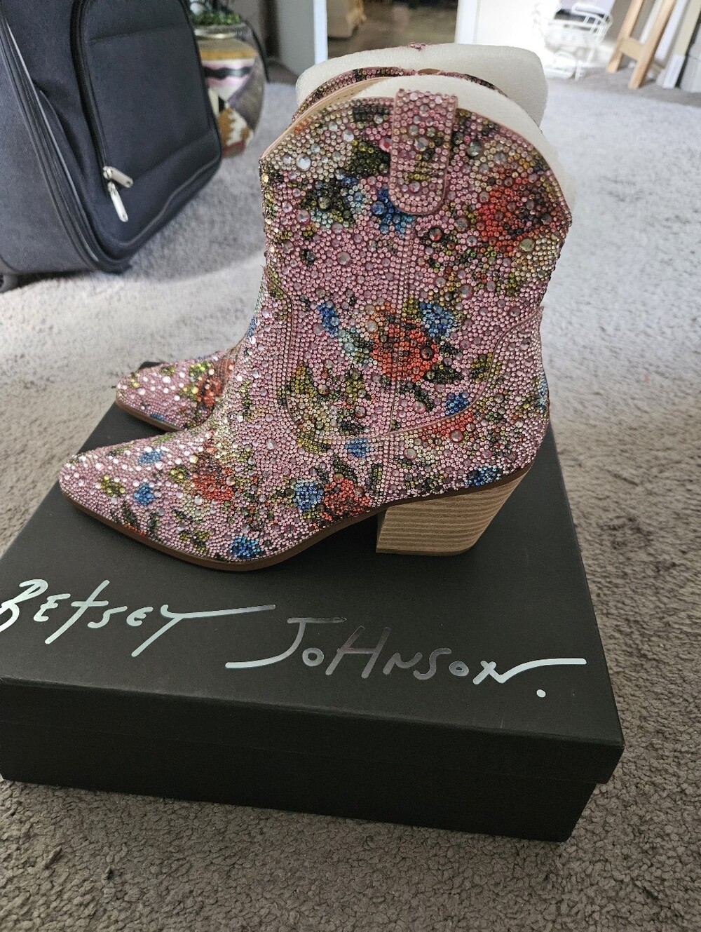 Betsey Johnson Pink Floral Crystal Western Booties Sz 8 $125 NWT